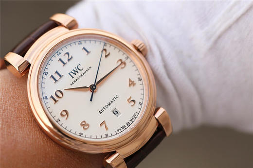 万国达文西系列2017新款。又一乱真选择！100%原装逐个零件开模，精钢镀银表壳。2892改原装35111自动机械,40毫米中规直径 商品图10