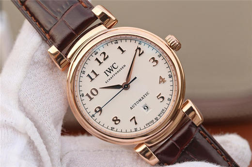 万国达文西系列2017新款。又一乱真选择！100%原装逐个零件开模，精钢镀银表壳。2892改原装35111自动机械,40毫米中规直径 商品图2