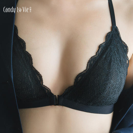 奶糖派兔耳朵美背前扣蕾丝三角杯 商品图2