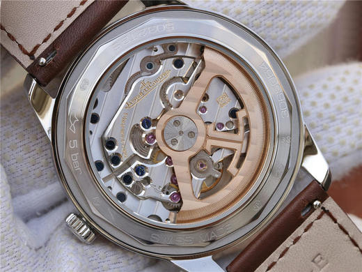 积家Jaeger-LeCoultre推出Geophysic True Second地球物理天文台系列真秒腕表，772型自动上链机芯（0维修高品质）。 商品图3