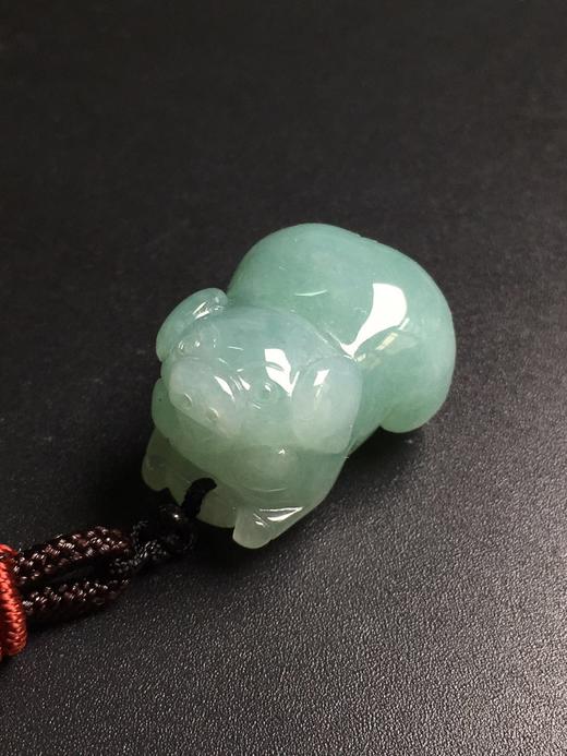 【D10174】翡翠冰种底色小福猪挂件 商品图0