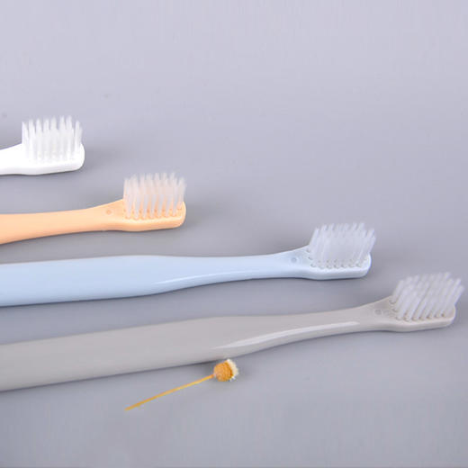 超软细毛牙刷，水晶盒包装 颜色:橙、蓝、灰、白 4支装ZMCJAg1 商品图3