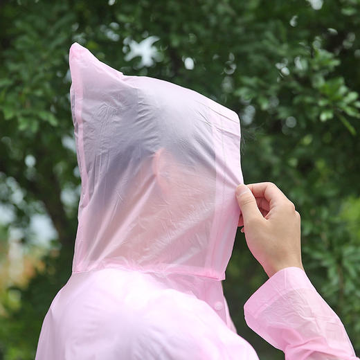 连体雨衣雨披旅游雨衣，颜色随机，不接受备注 商品图1