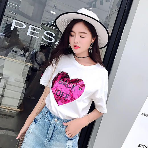 【可翻转变色亮片、心形设计 网红同款】少女风 抖音ins超火变色爱心亮片t恤上衣 商品图3
