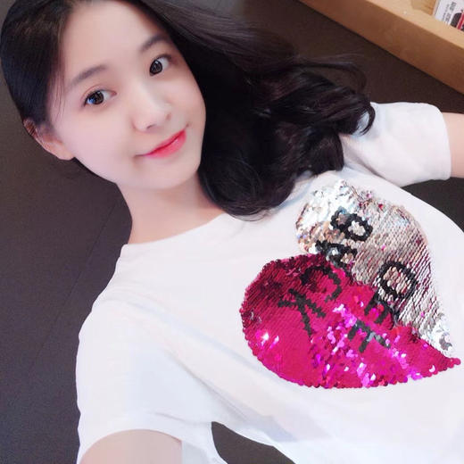 【可翻转变色亮片、心形设计 网红同款】少女风 抖音ins超火变色爱心亮片t恤上衣 商品图1