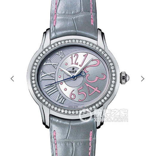 爱彼千禧系列77303BC款女士腕表华丽上线，一款上手满满设计感耐看型手表。皮表带，自动机械机芯，透底。 商品图0