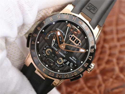 TWA雅典航海世家 El Toro/Black Toro万年历腕表 复刻天文台认证机芯:UN-32自动上链机芯，专利双窗口大日历，表壳材质:316L钢/陶瓷圈口/陶瓷按钮/陶瓷表冠 商品图2