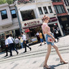 余潇潇2018夏季新款简约百搭手提包女一箭穿心设计感斜挎包小方包 商品缩略图2