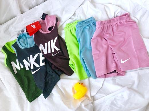 点此购买   耐克Nike儿童速干套装    wo 117538 商品图0