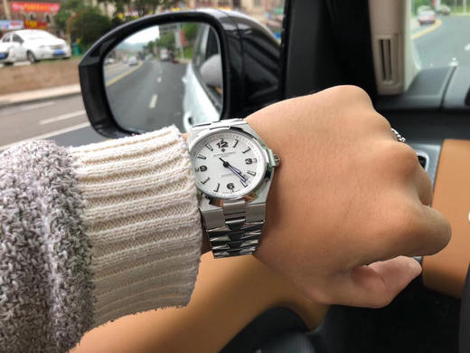 【自戴实拍】最高品质版本 VC    江诗丹顿纵横四海系列47040男表， 市面上唯一一款正品拆解开模的纵横四海 。进口9015全自动机械机芯。原装一比一尺寸：直径42mm 商品图6