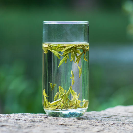 唯茶梦想2000系列 西湖龙井茶 浙江名优绿茶 太阳品质 高档玻璃礼盒装 150g（35泡装） 商品图4