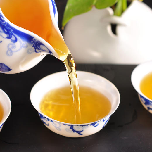 唯茶梦想2000系列 金骏眉 35泡/盒 武夷红茶 太阳品质 高档玻璃礼盒装 150g 商品图6