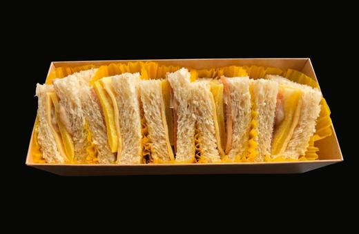 鸡蛋金枪鱼奶酪全麦三明治 商品图0