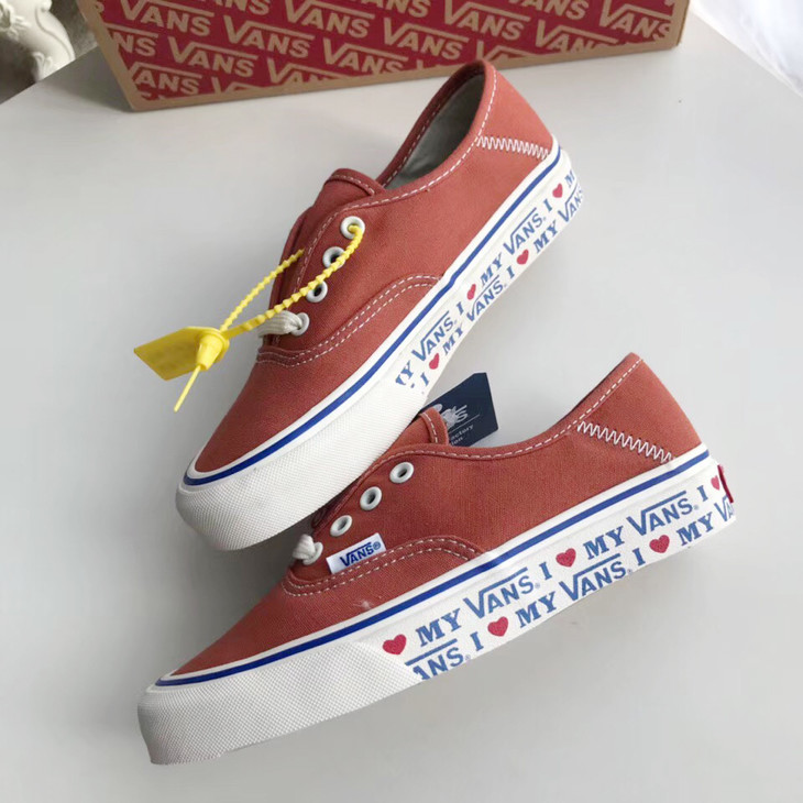 vans 小草莓休闲板鞋帆布鞋独角兽authentic联名系列