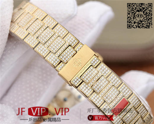 R8PATEK PHILIPPE百达翡丽满天星钢带到货。这款豪华百达翡丽陀飞轮腕表独特及富有魅力的设计，是展现完美工艺的升华之作，是成功人士的象征 商品图9