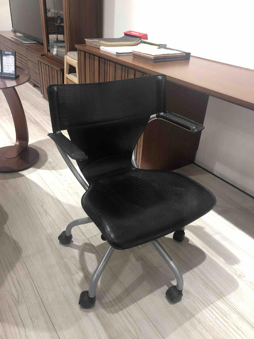 karimoku XT4300 office chair 皮革办公椅桌椅 商品图6