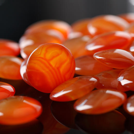 双面凸红白玛瑙棋子 商品图2