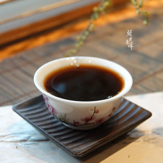 2017尚茶 优质普洱熟茶 天威德成出品系列  200克小饼 商品图2
