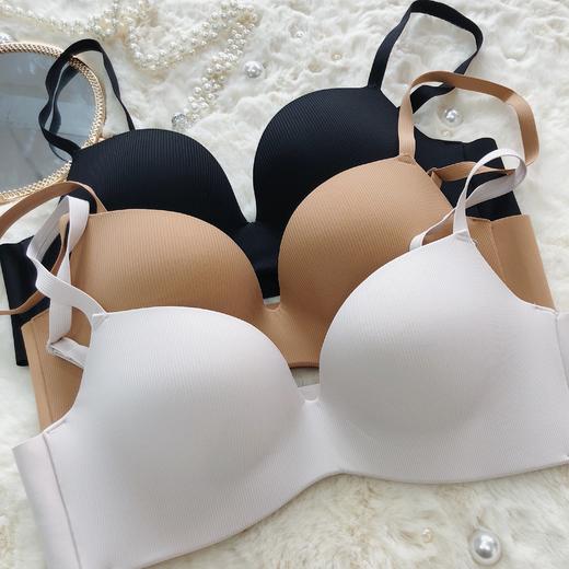 张心子一片式无痕内衣套装无钢圈性感聚拢加厚文胸夏季少女小胸罩042717 商品图0