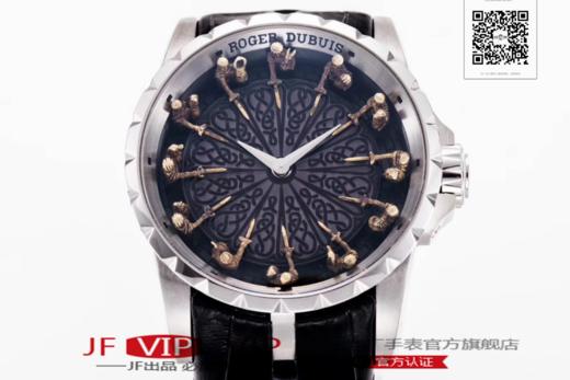 罗杰杜彼圆桌骑士型号:RDDBEX0511 表盘:彩色珐琅工艺表盘  表壳:316l精钢 电镀18k金 尺寸:45*15.7mm 商品图1