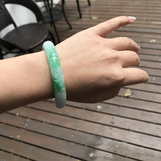 清爽雕花绿手镯 商品图2