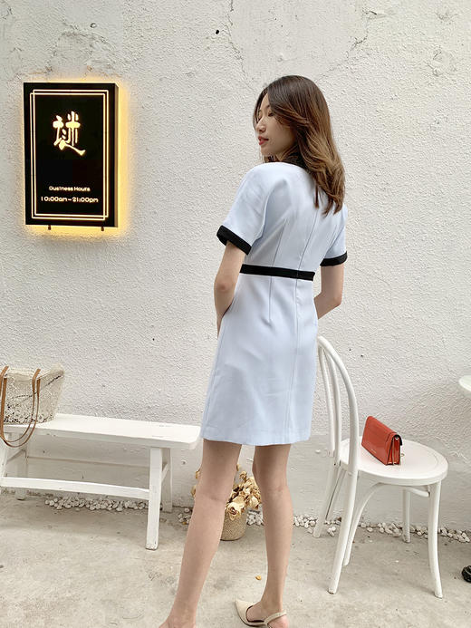 洛诗琳2019年夏装新品名媛风时尚尖领蝴蝶结收腰连衣裙 商品图5
