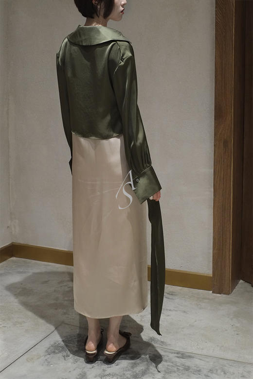 Liangxue 淡金色吊带真丝连衣裙 商品图2