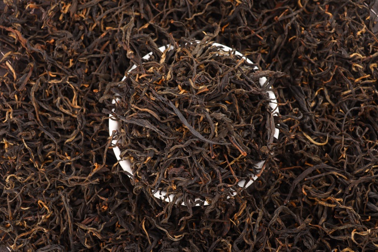 可以久存现喝的云南晒红！200克一份，非滇红，蜜香，耐泡，越陈越香