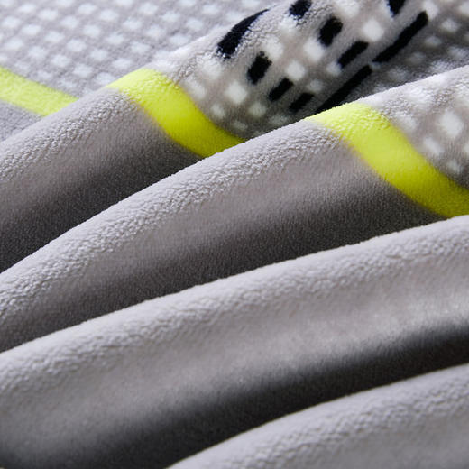 HBMT-015L HUGO BOSS LOGO 格纹毯（灰） 商品图2