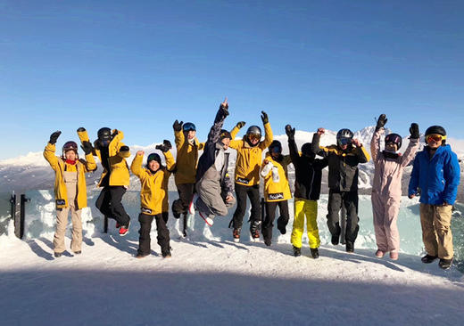 【超值】加拿大惠斯勒9日滑雪之旅 2019年12月2日 2019年12月2日-12月10日往返机票+7晚酒店住宿+专车接送+保险订金（标价：10999元/人） 商品图2