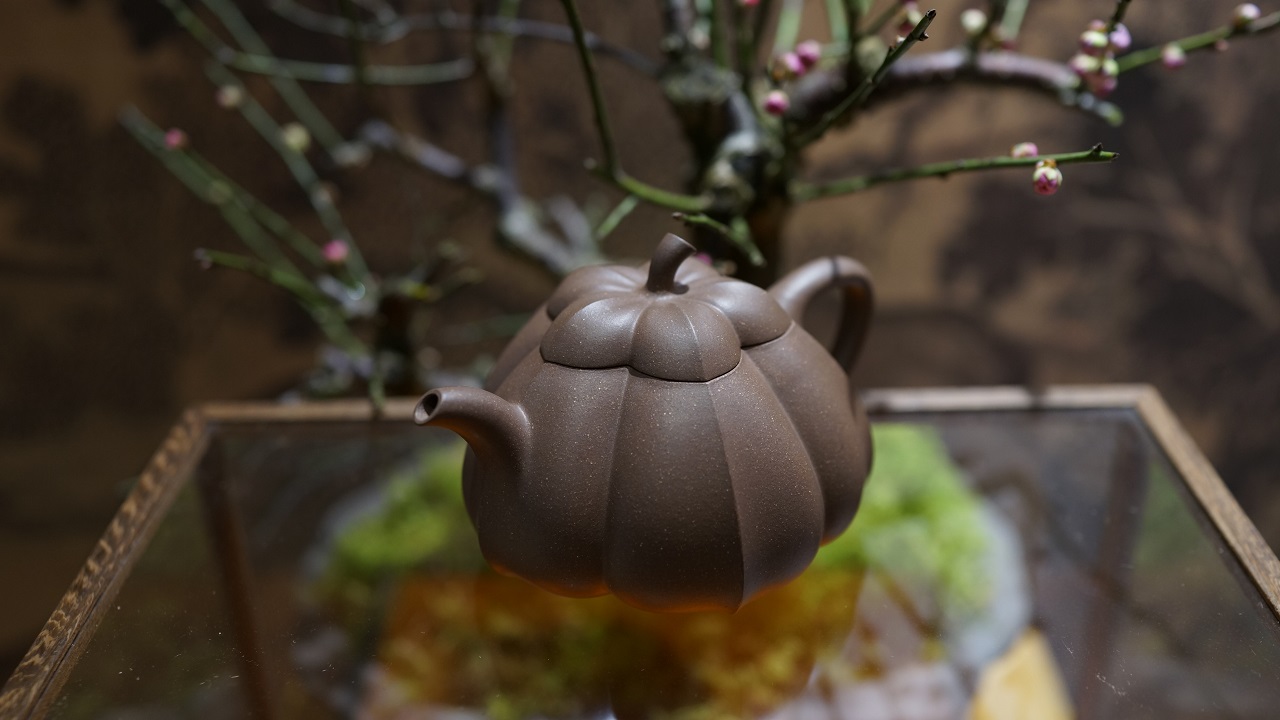 春华秋硕 紫砂壶 范坚作品 260cc