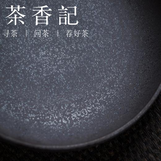 茶香记 灰陶金属釉壶承 干泡盘 经典古朴 一物多用 可作花器可插花 功能性强 商品图1