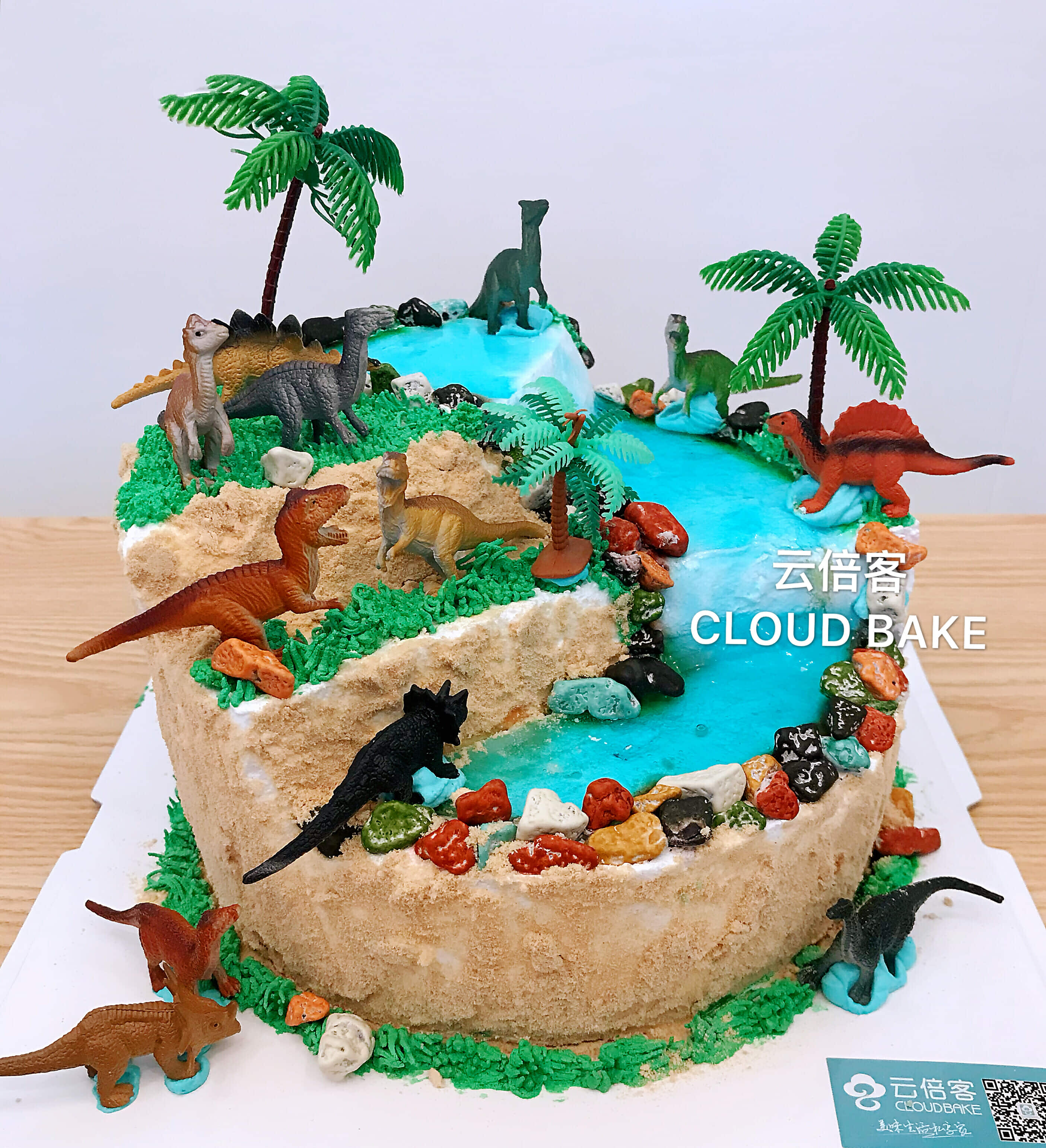 【恐龙场景蛋糕】