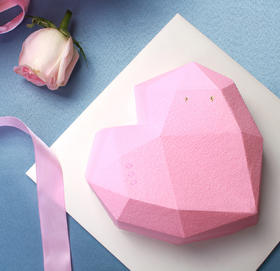 立减100|299元抢购“钻石心慕斯蛋糕+鲜花礼盒”套餐