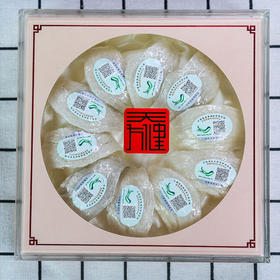 印尼可追溯燕窝（白燕盏）盏型饱满完整，人工多次反复挑毛，成品杂质少，食用更方便