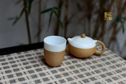 白瓷薄胎手握杯 商品图0