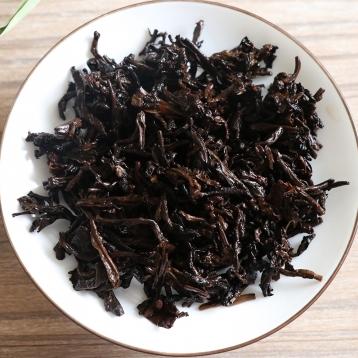 勐海八角亭 2017年里程碑 熟茶叶 357g 云南七子饼 普洱茶 商品图4