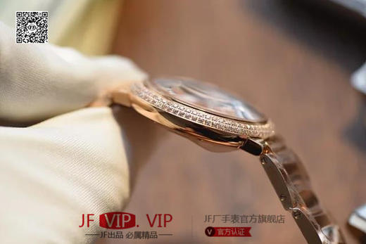 V6全玫瑰金气球36毫米，搭配专柜正品一致的手工镶钻工艺，天然贝壳面，美轮美奂！ 商品图6