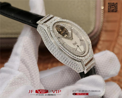 R8伯爵P0L0一G0A38149真飞轮、再一次突破伟大工艺的技术界限，首款研发伯爵摆轮及制作机蕊。 搭配海鸥订制Cal.600P陀飞轮机芯 商品图6