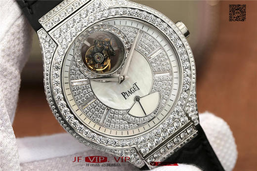 R8伯爵P0L0一G0A38149真飞轮、再一次突破伟大工艺的技术界限，首款研发伯爵摆轮及制作机蕊。 搭配海鸥订制Cal.600P陀飞轮机芯 商品图4