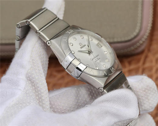 3S欧米茄双鹰星座系列，男款 8500同轴机芯机械 瑞士质量100% 蓝宝石玻璃背透设计，尺寸男38MM。 商品图4