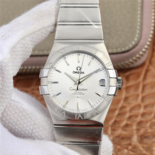 3S欧米茄双鹰星座系列，男款 8500同轴机芯机械 瑞士质量100% 蓝宝石玻璃背透设计，尺寸男38MM。 商品图1