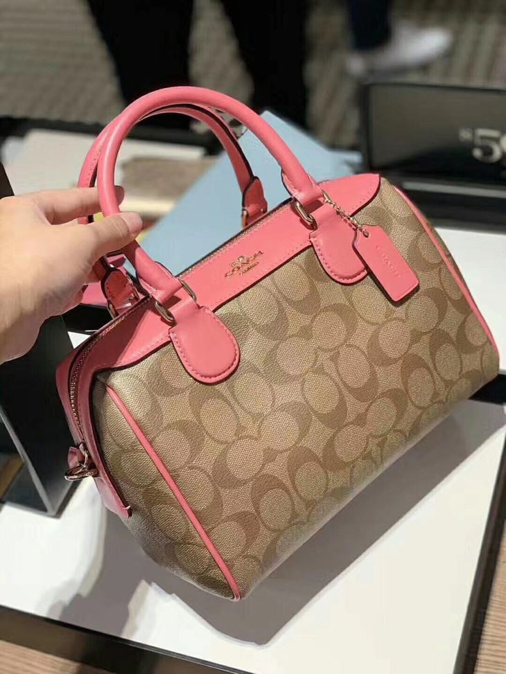 上新色!coach outlet 新色波士顿包