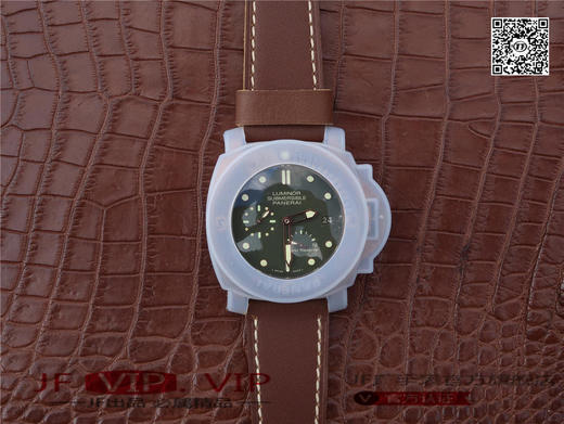 XF沛纳海v5版PAM507，5点钟位置真动能显示，P9002自动机械,47毫米,男士 材料：青铜 零件数：237，皮表带，透底 商品图10