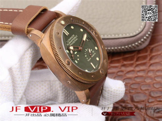 XF沛纳海v5版PAM507，5点钟位置真动能显示，P9002自动机械,47毫米,男士 材料：青铜 零件数：237，皮表带，透底 商品图4