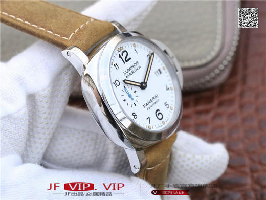 XF沛纳海PAM01523 系列：LUMINOR 1950 P9010自动机械,42毫米直径,中性 蓝宝石镜面，磨砂头层牛皮 振频：28,800每小时振荡 商品图4