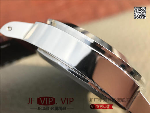 沛纳海027。PAM00027 直径44mm 搭载瑞士2824机芯长动力储存 蓝宝石水晶玻璃 内置日历放大镜 316L拋精钢 商品图10
