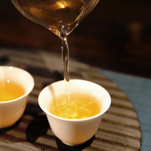 正山堂 银骏眉 正山小种红茶 罐装50g 商品图3