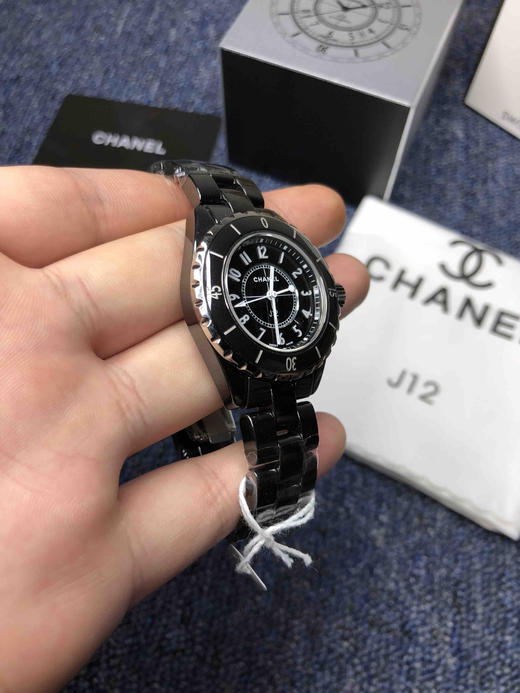 KOR CHANEL J12香奈儿INTENSE 重置加强版，采用和正品一致的韩国进口陶瓷，细腻无比。女款33mm 瑞士朗达石英机芯。 商品图2