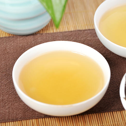 祥源茶 藏锋 易武 普洱生茶 茶饼357g 商品图4